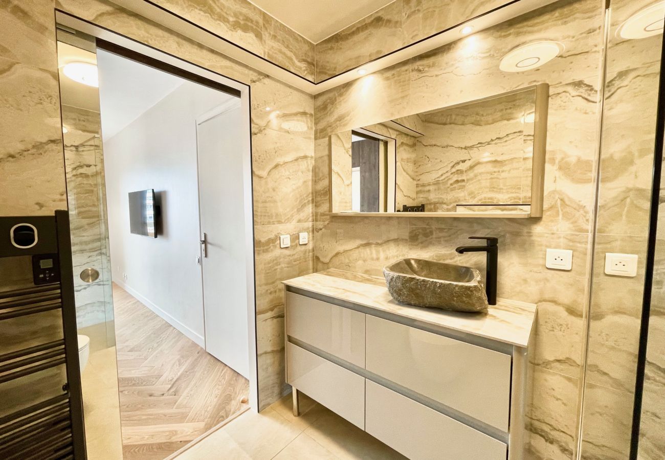Apartment in Cannes - Astoria luxury apartment- 3 bathrooms